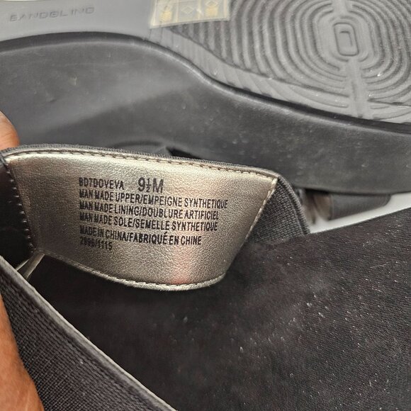 Bandolino B-Flexible Women's Black Wedge Sandals Size 9.5M Synthetic Upper & Sol - Picture 2 of 10